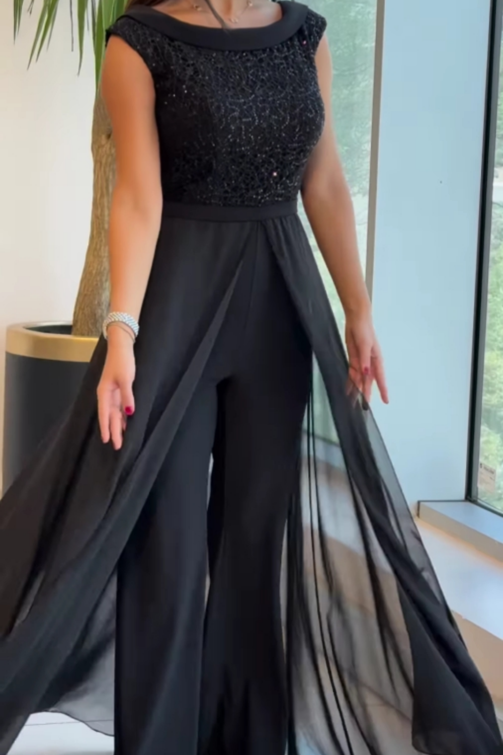 Louna™ | Mono sin mangas elegante