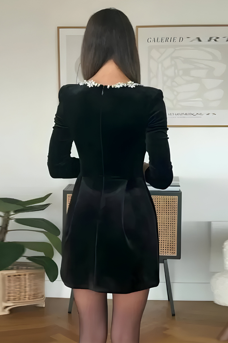 Noelle™ | Vestido de cóctel de terciopelo clásico