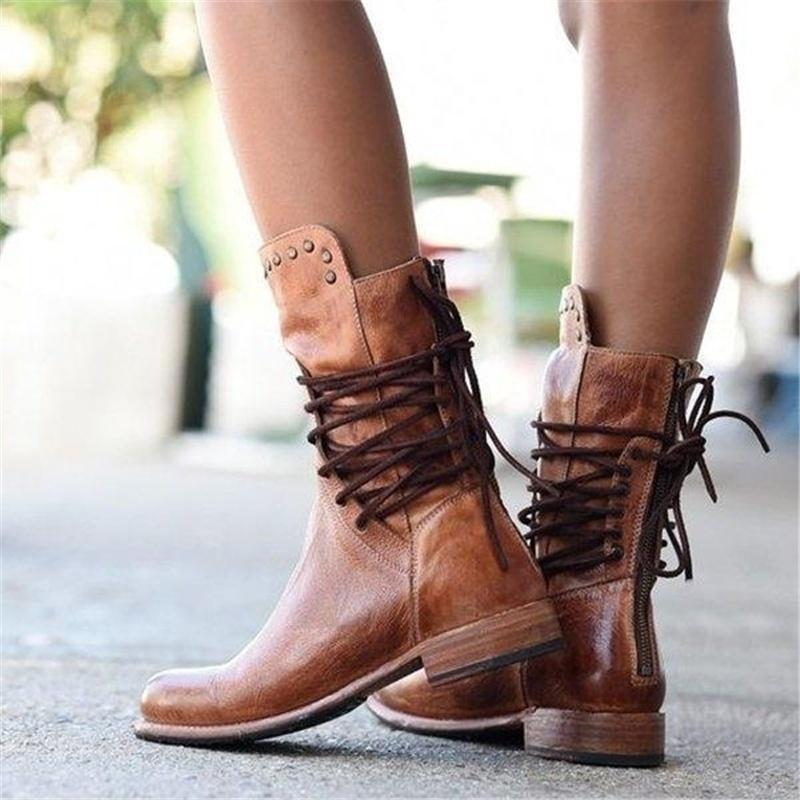 Elisa | Botas retro de media caña con cordones y tachuelas